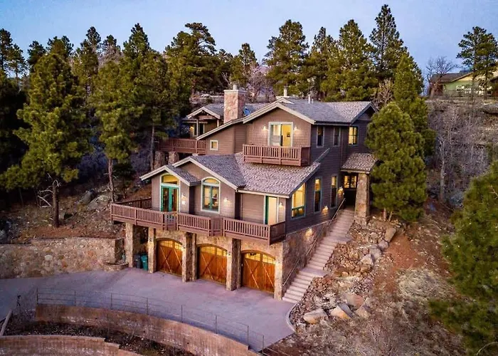 On Trails 2 Mi To Town & Nau 12 Mi To Snowbowl Holiday home