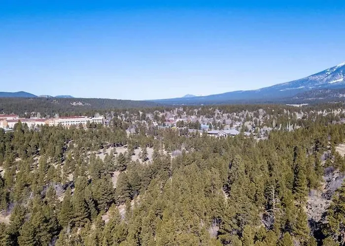 On Trails 2 Mi To Town & Nau 12 Mi To Snowbowl Holiday home *